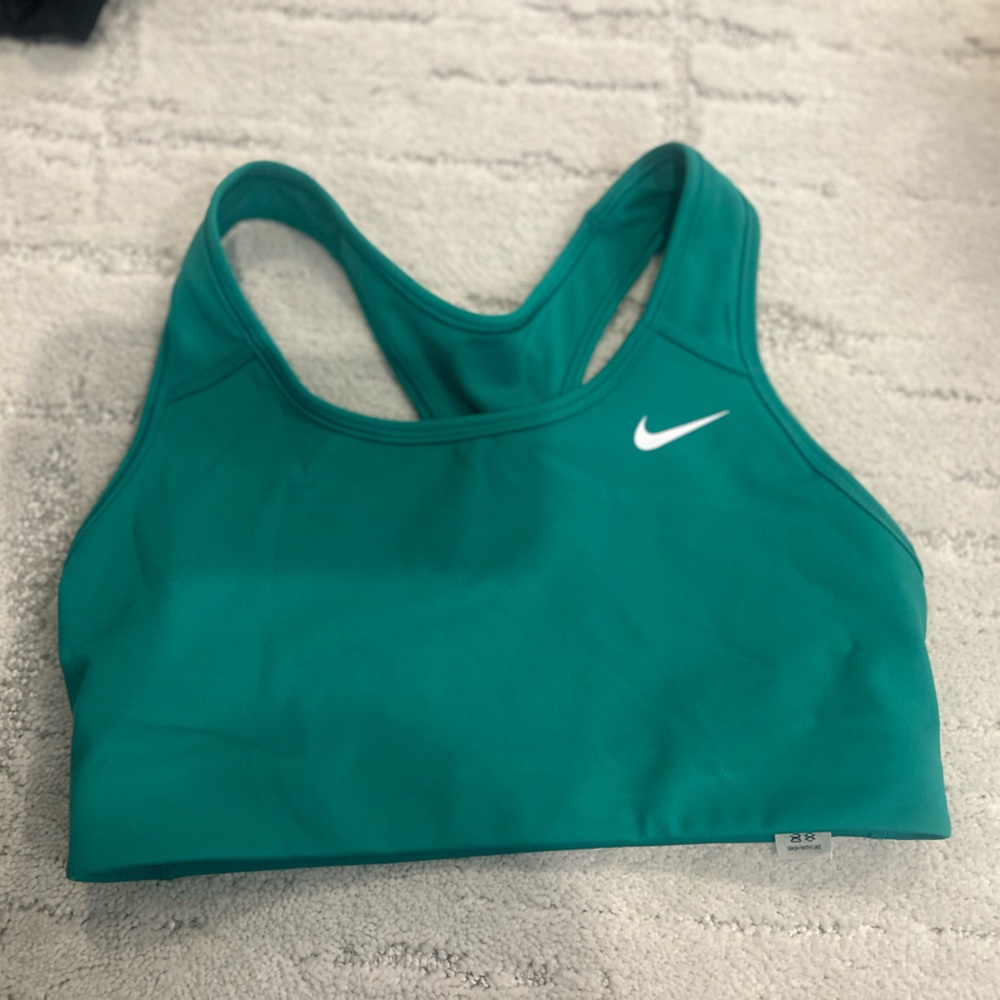 Size Small Nike sports bra